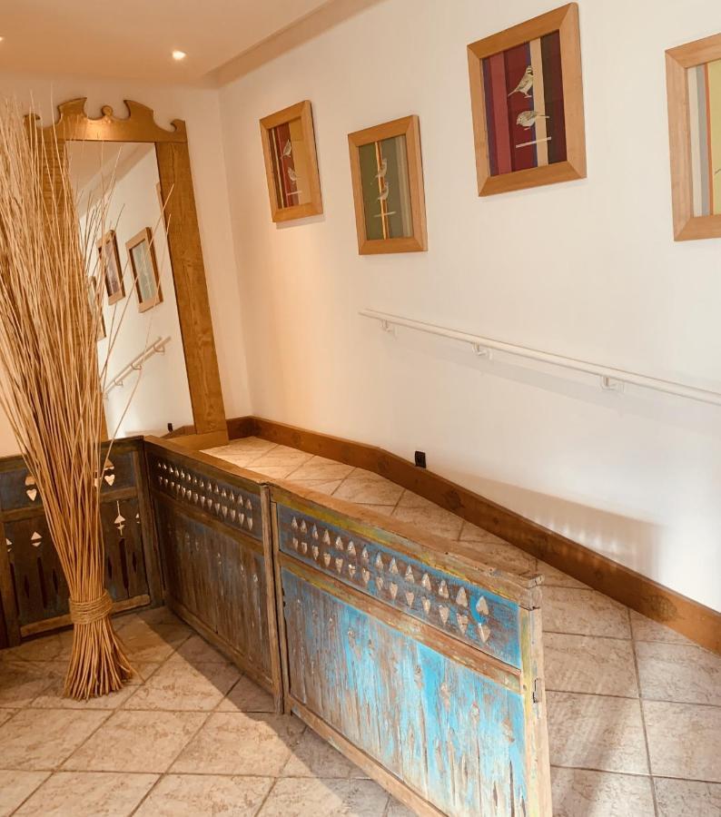 Saint-Porchaire Chambre Independante Les Bains Du Bruant מראה חיצוני תמונה